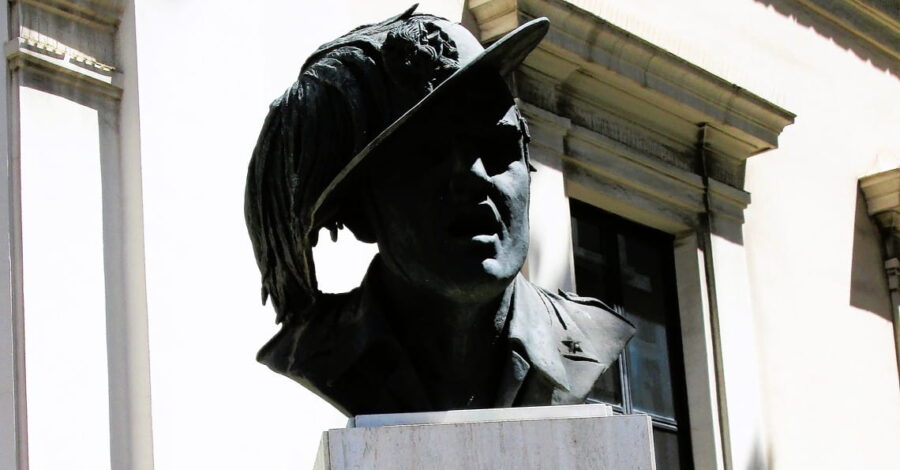 bari antifascista: un viaggio tra monumenti, pietre d'inciampo e storie di resistenza
