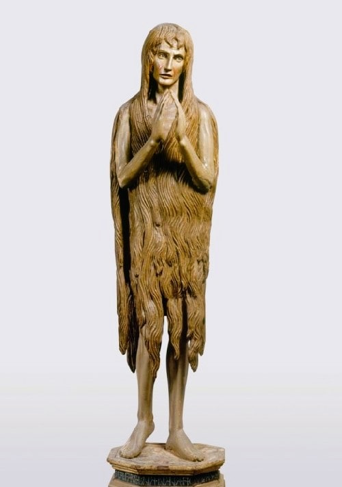 la statua in legno della maddalena penitente realizzata da donatello