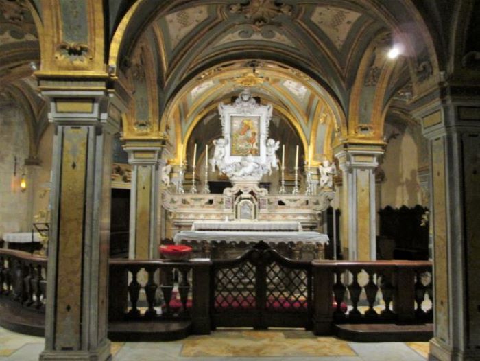 quadro della madonna dell'odegitria nella cattedrale di bari