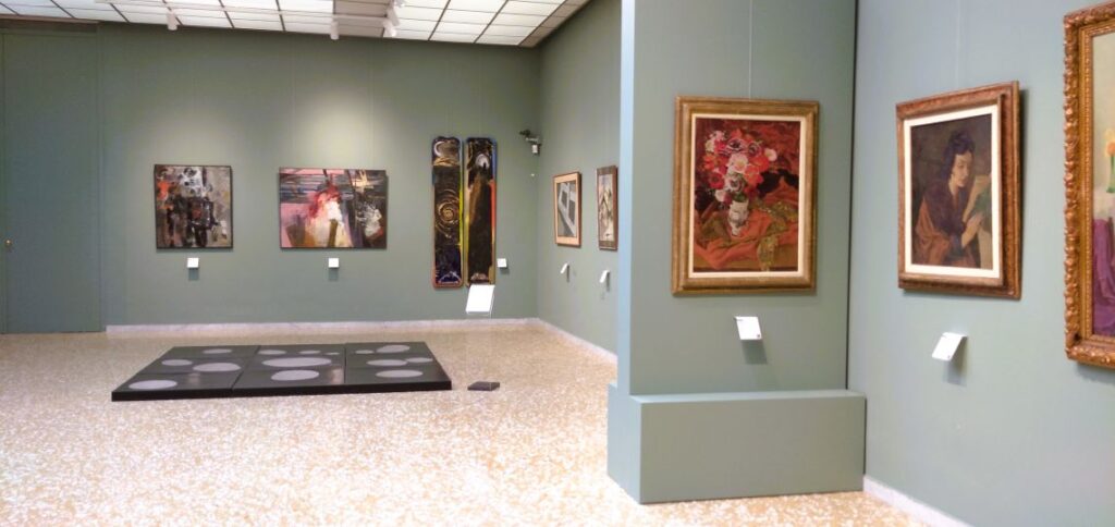 la sala del 900 nella pinacoteca giaquinto di bari