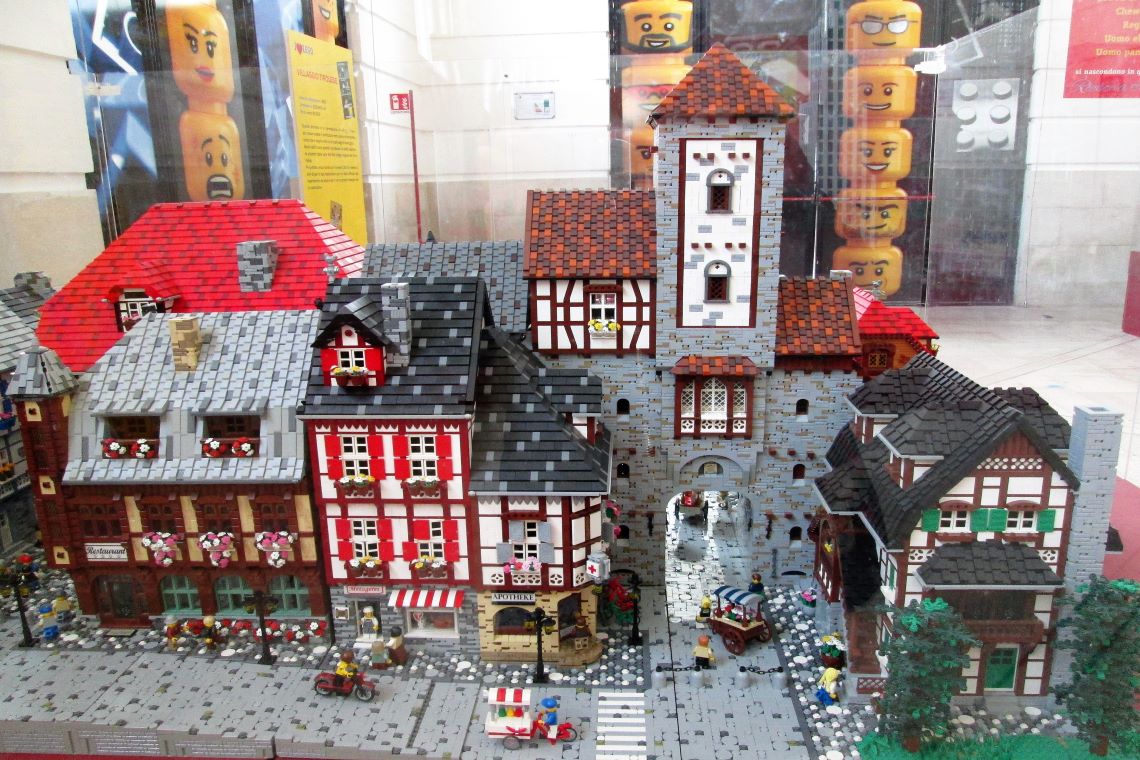 villaggio tirolese realizzato cin i lego