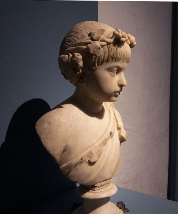 bambina dell'antica roma